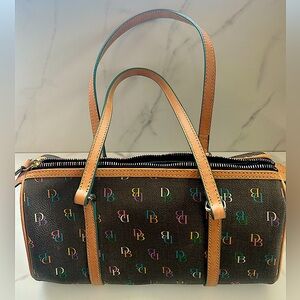 Dooney and Bourke purse. Never used, no damage, perfect condition.